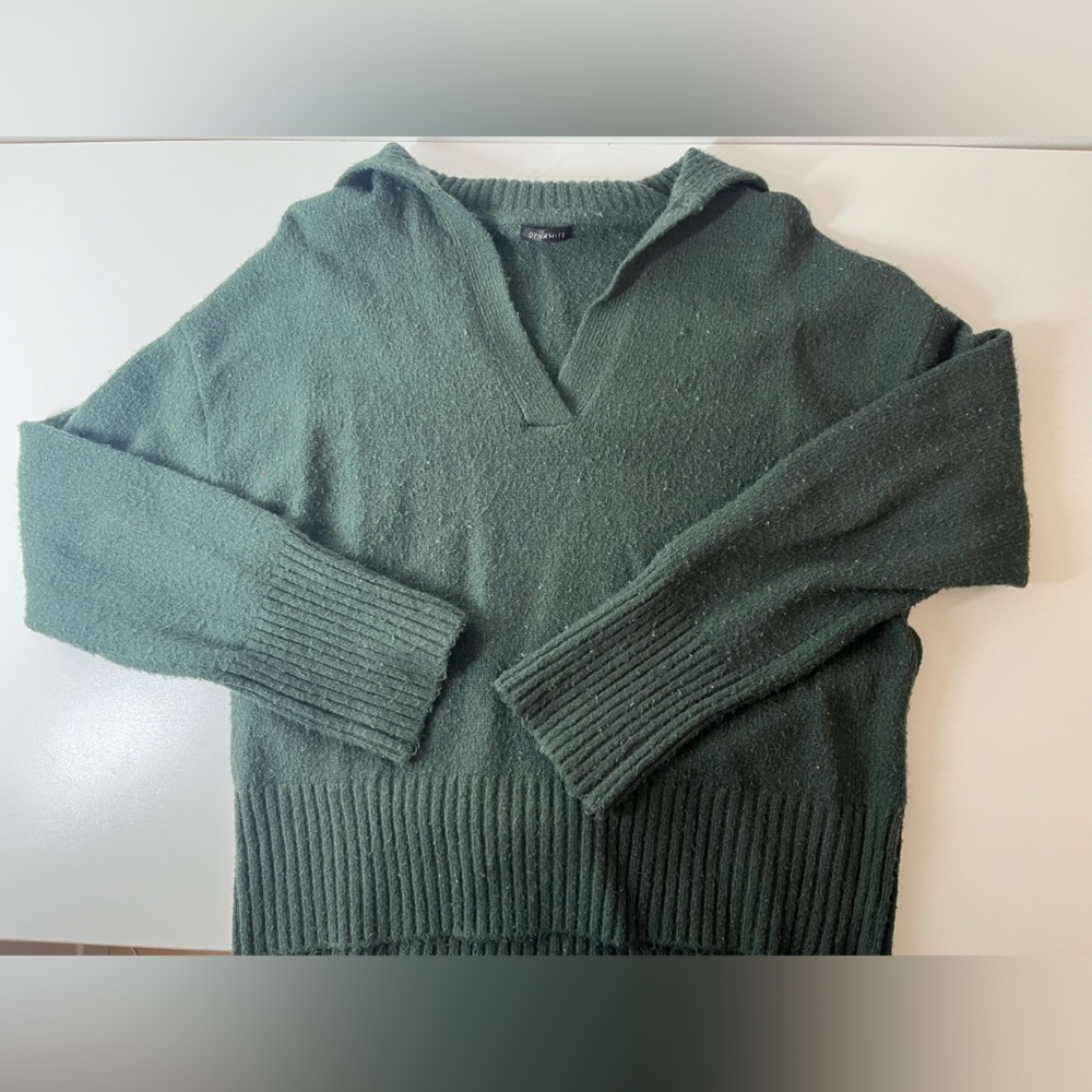 V-Neck Polo sweater, Green urban chic